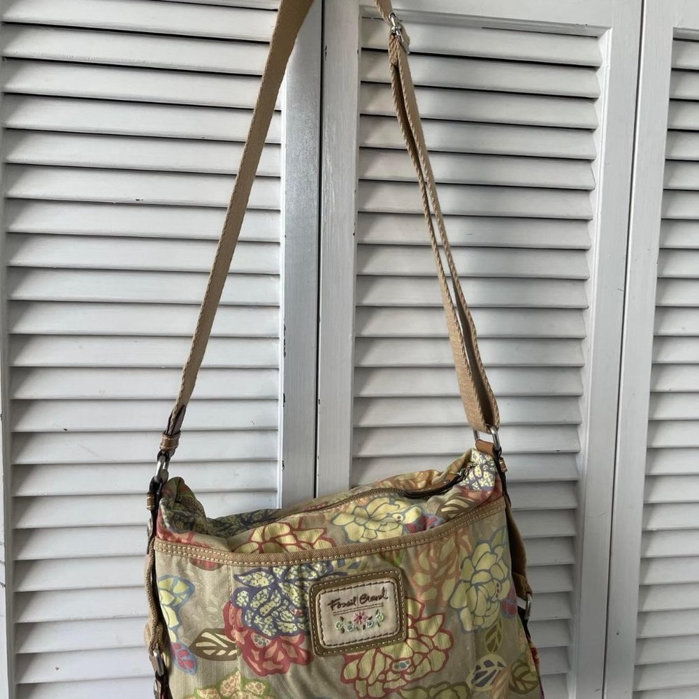 Fossil adjustable strap bag